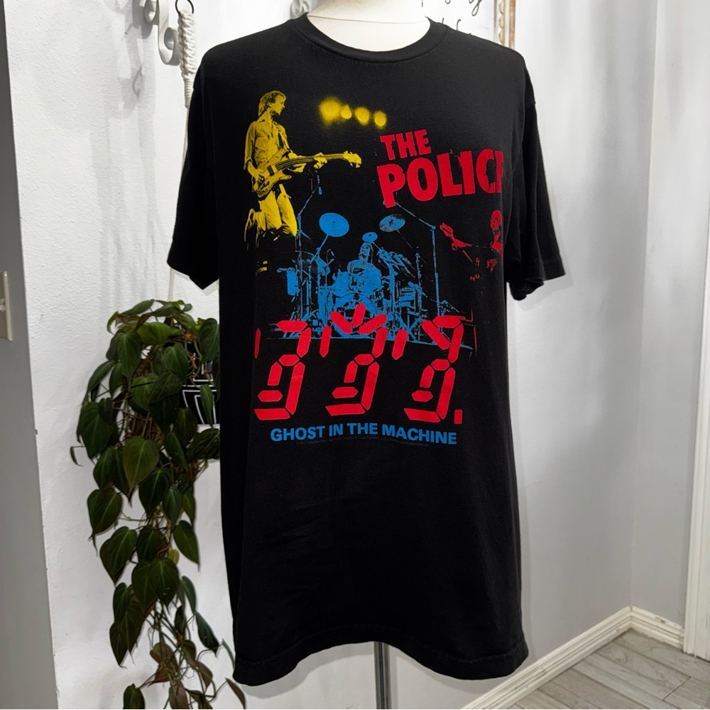 The Police graphic‎ tee size M/L